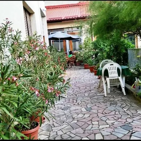 Amy Dom wakacyjny Visoko